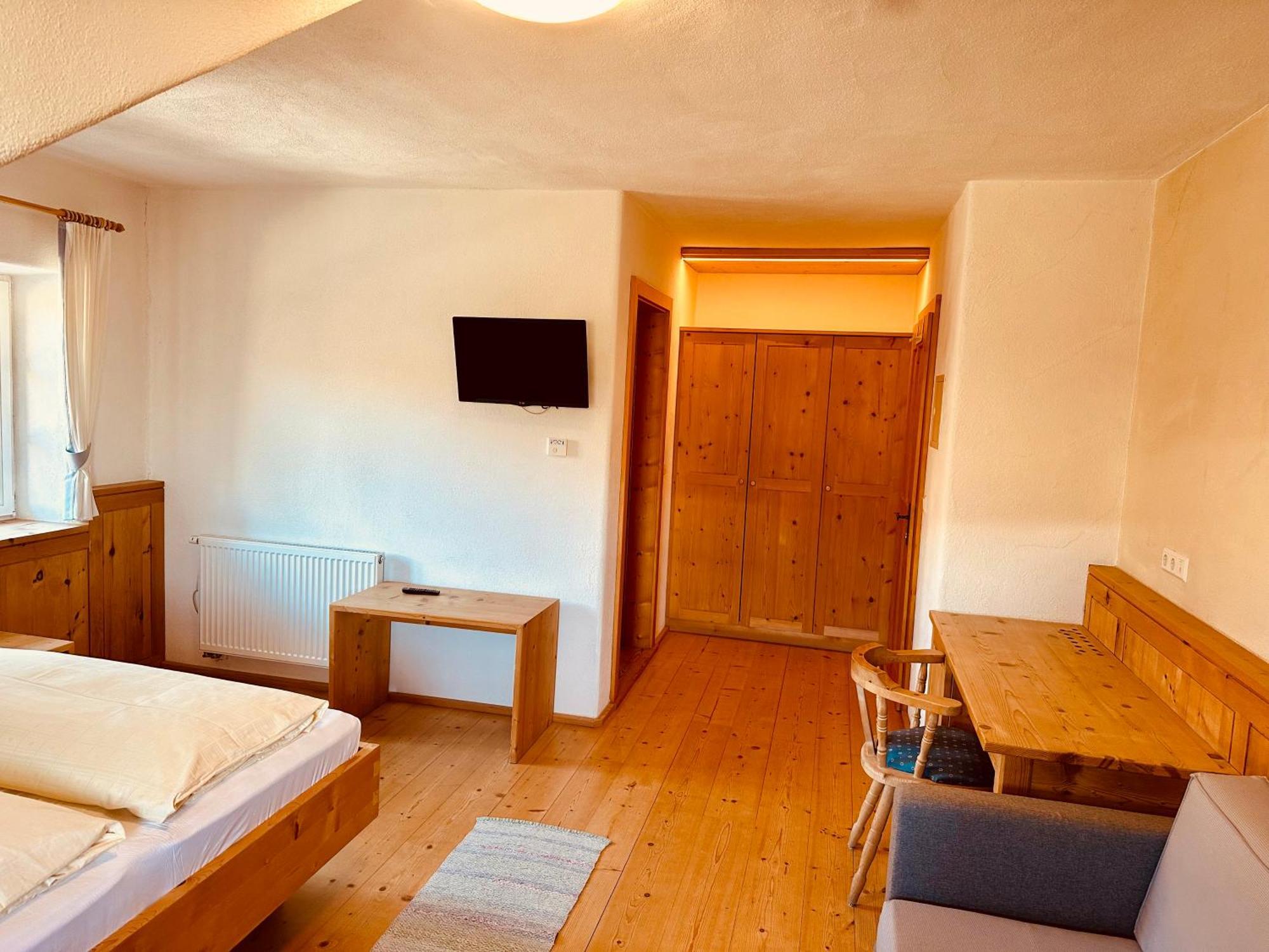 Oberraut Hotel Brunico Bagian luar foto