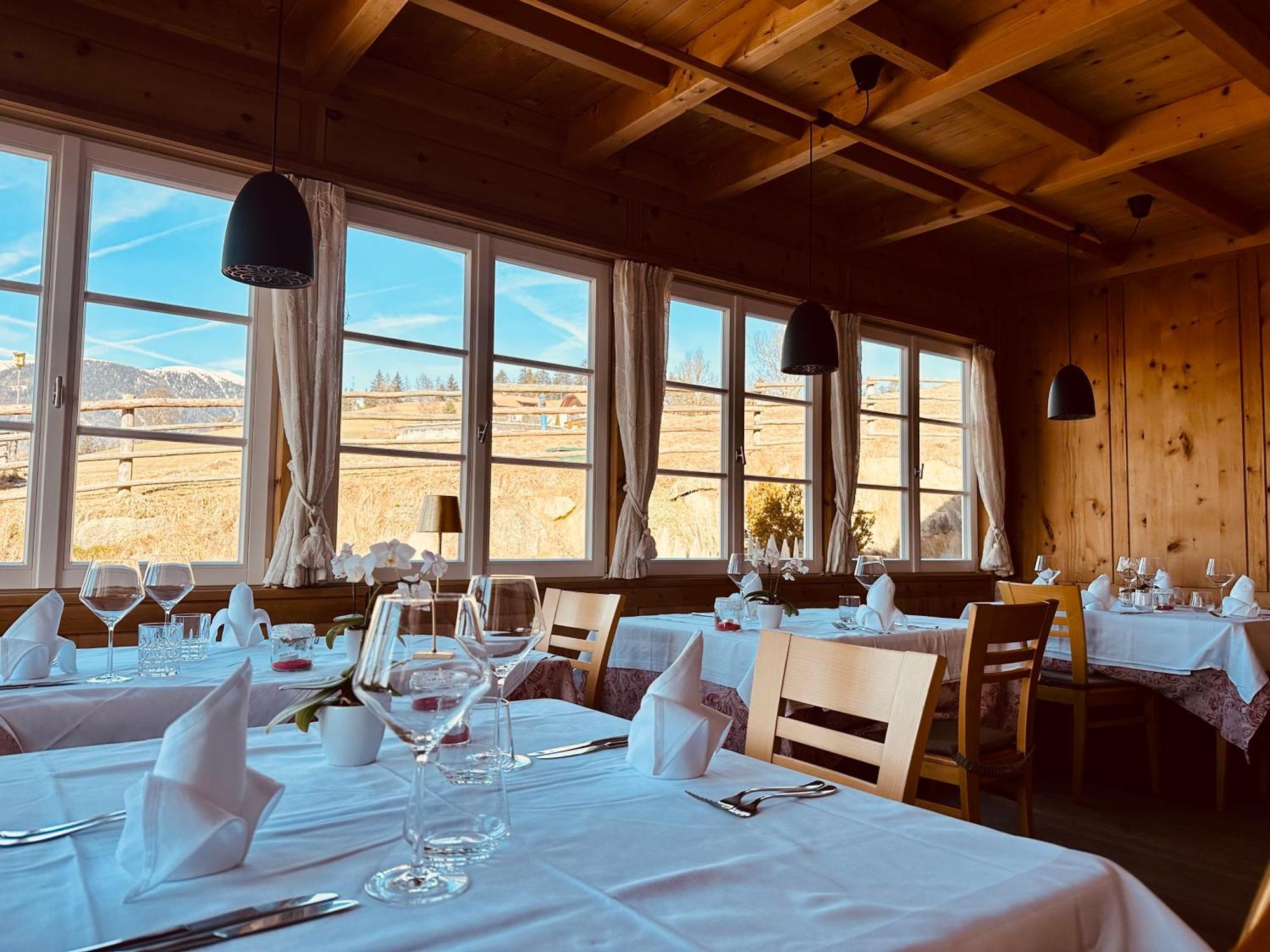 Oberraut Hotel Brunico Bagian luar foto