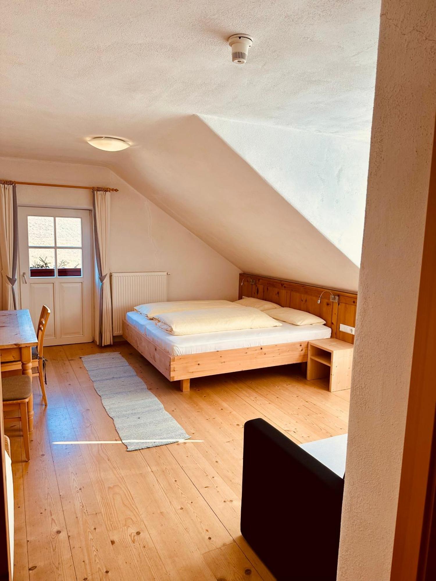 Oberraut Hotel Brunico Bagian luar foto